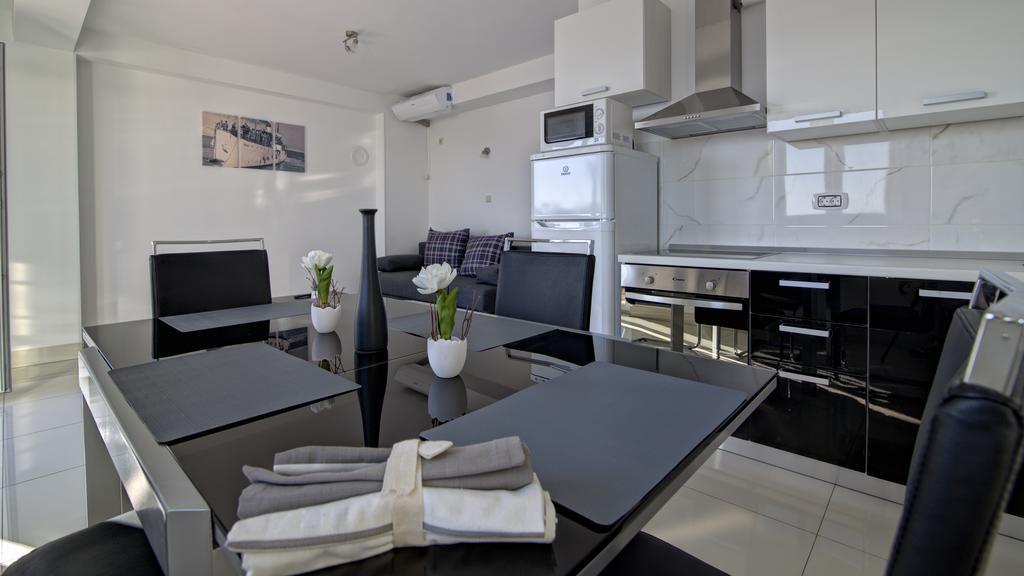 סנג' Apartments Maris Senj מראה חיצוני תמונה